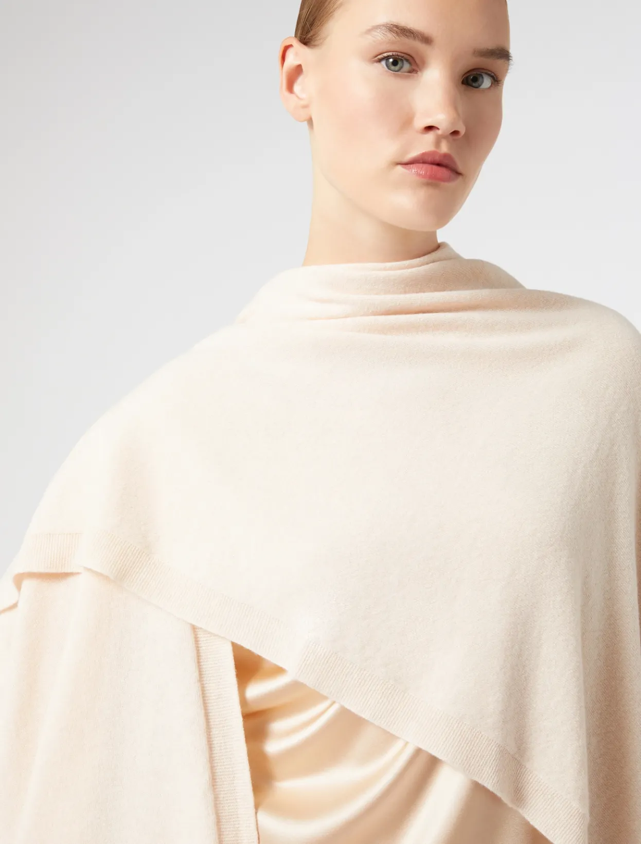 Accessories | Accessories | Marina Rinaldi Carded wool cape POWDER